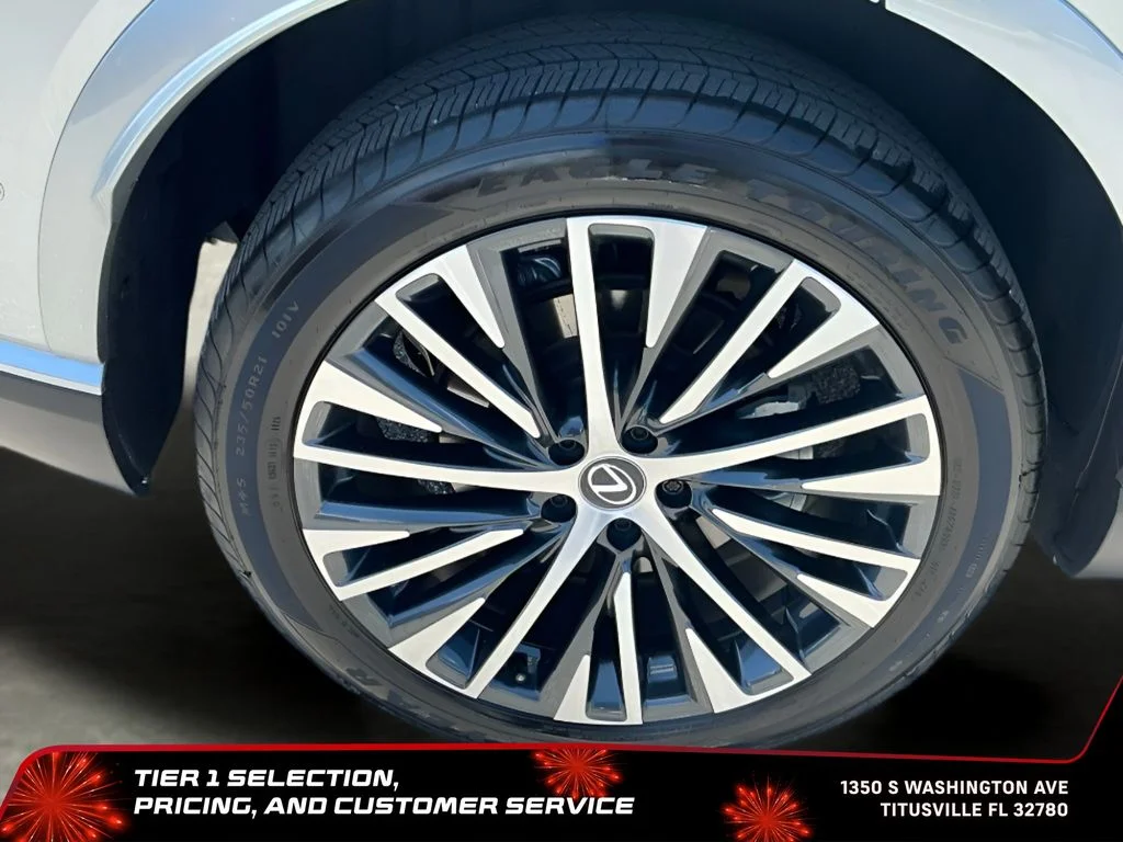 Used 2025 Silver Lexus 350h Premium Plus image 40
