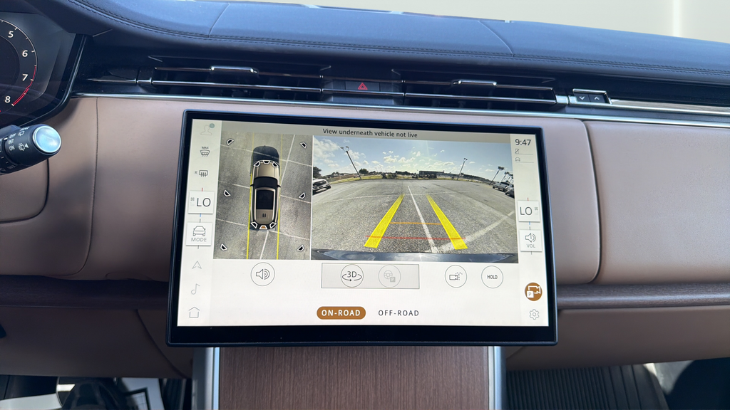 Used 2024 Blue Land Rover SE image 23