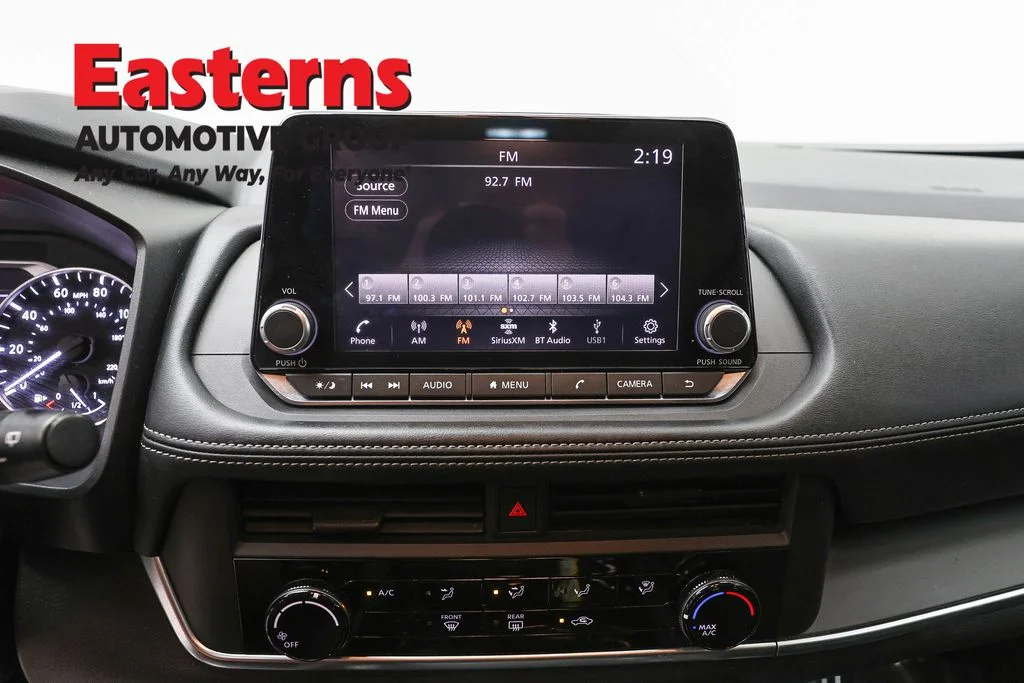 Used 2024 Gray Nissan S image 12
