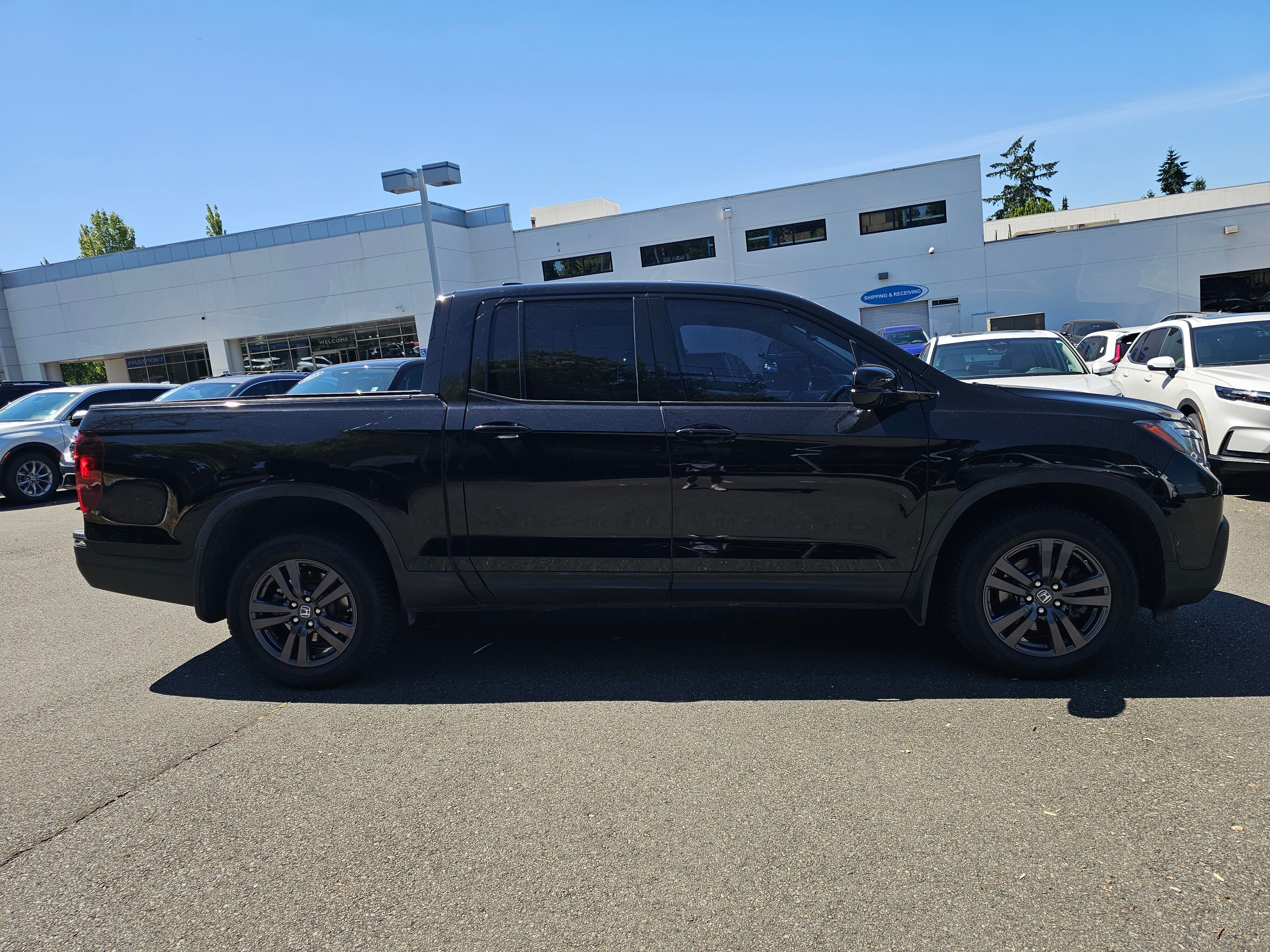 Used 2017 Crystal Black Pearl Honda Sport image 8