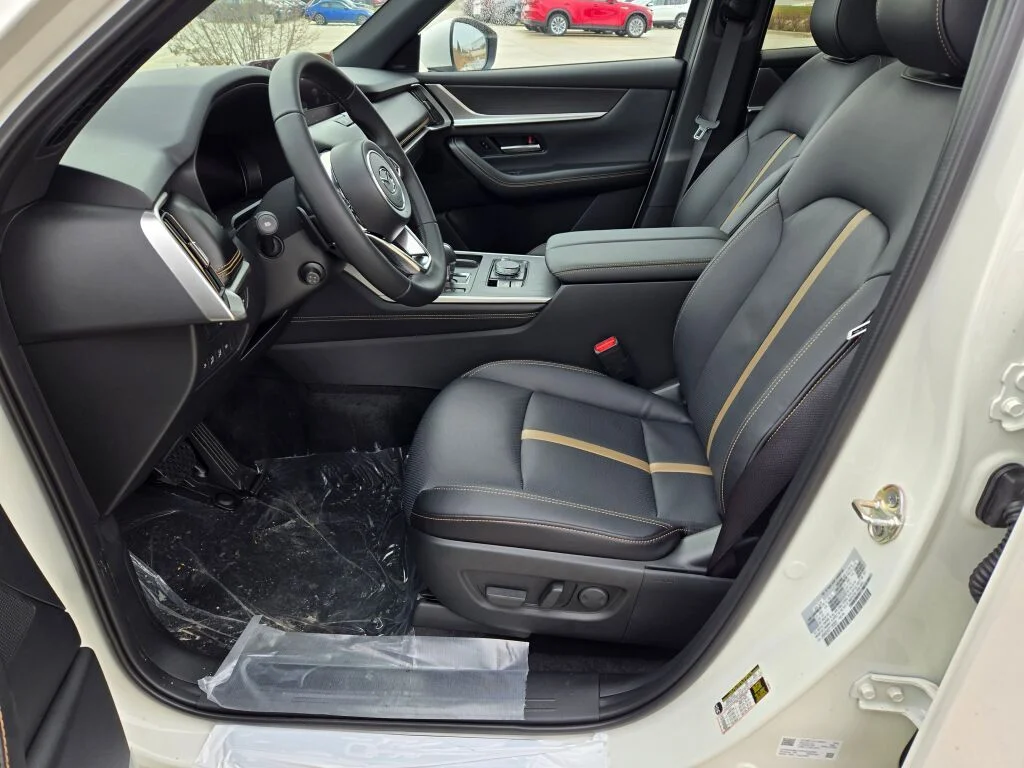 2026 Mazda CX-90 Premium Plus Package - Photo 19