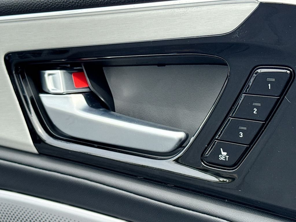 Certified Used 2026  Acura Technology Package image 18