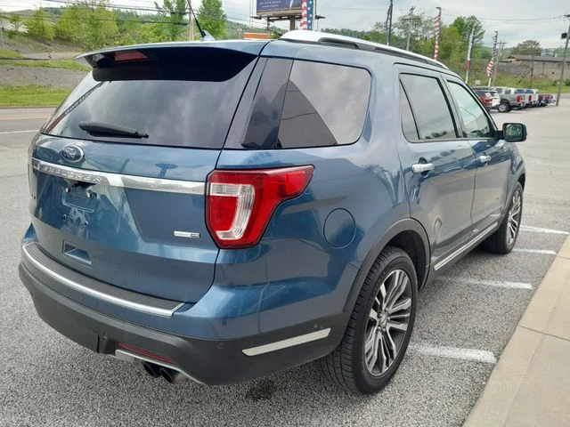 Used 2018 Blue Ford Platinum image 8