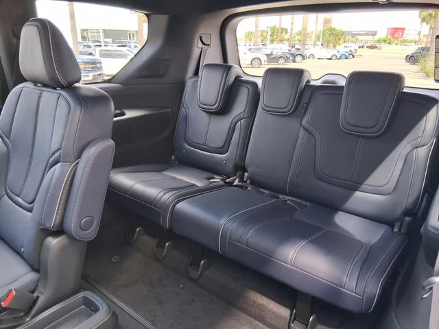 New 2026 2T RADIANT WHIT INFINITI Sport 4WD image 33