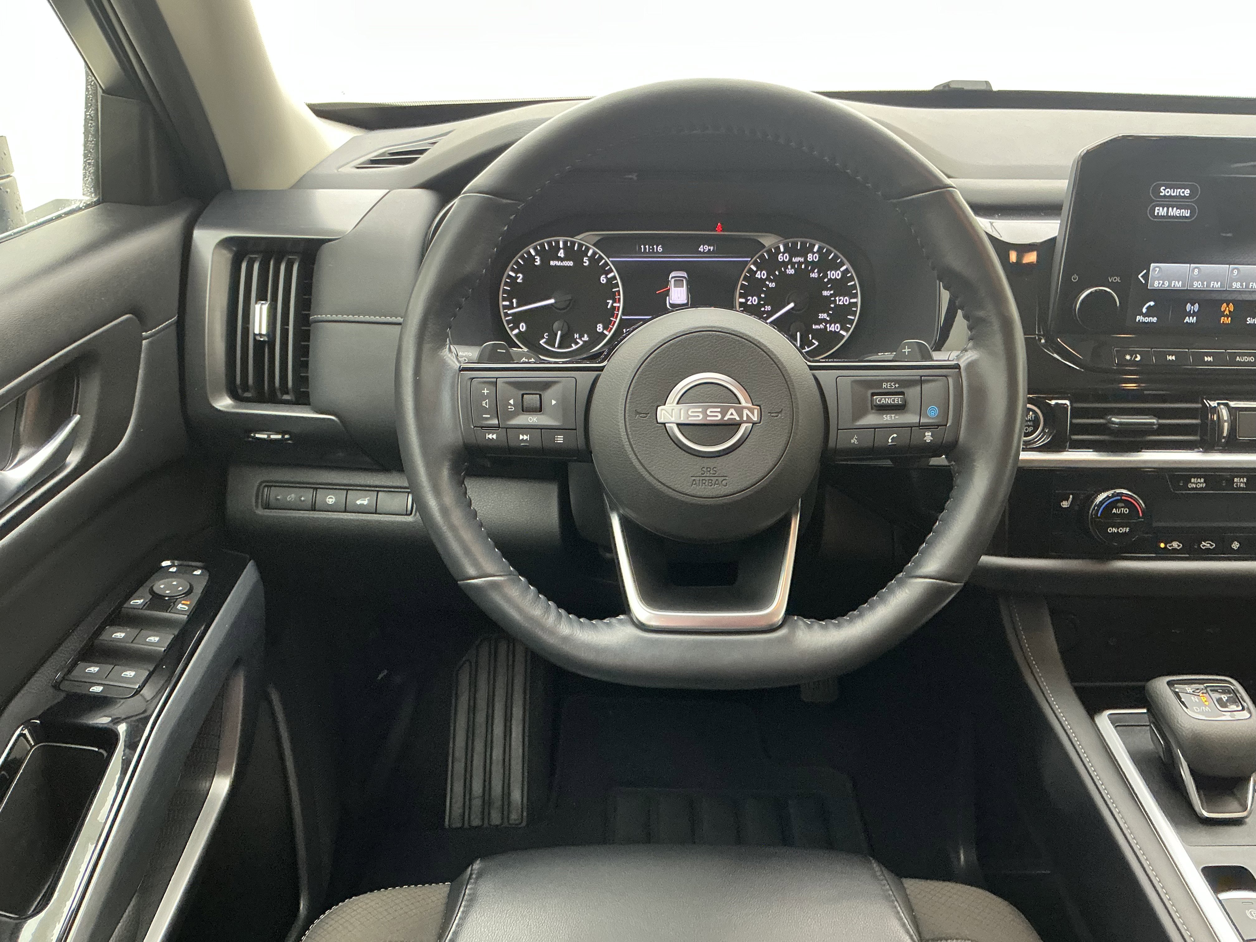 2024 Nissan Pathfinder SL - Photo 21