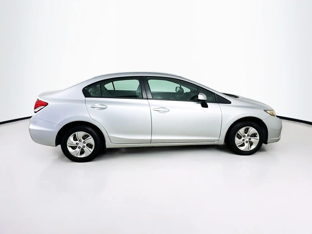 Used 2013 Silver Honda LX image 8