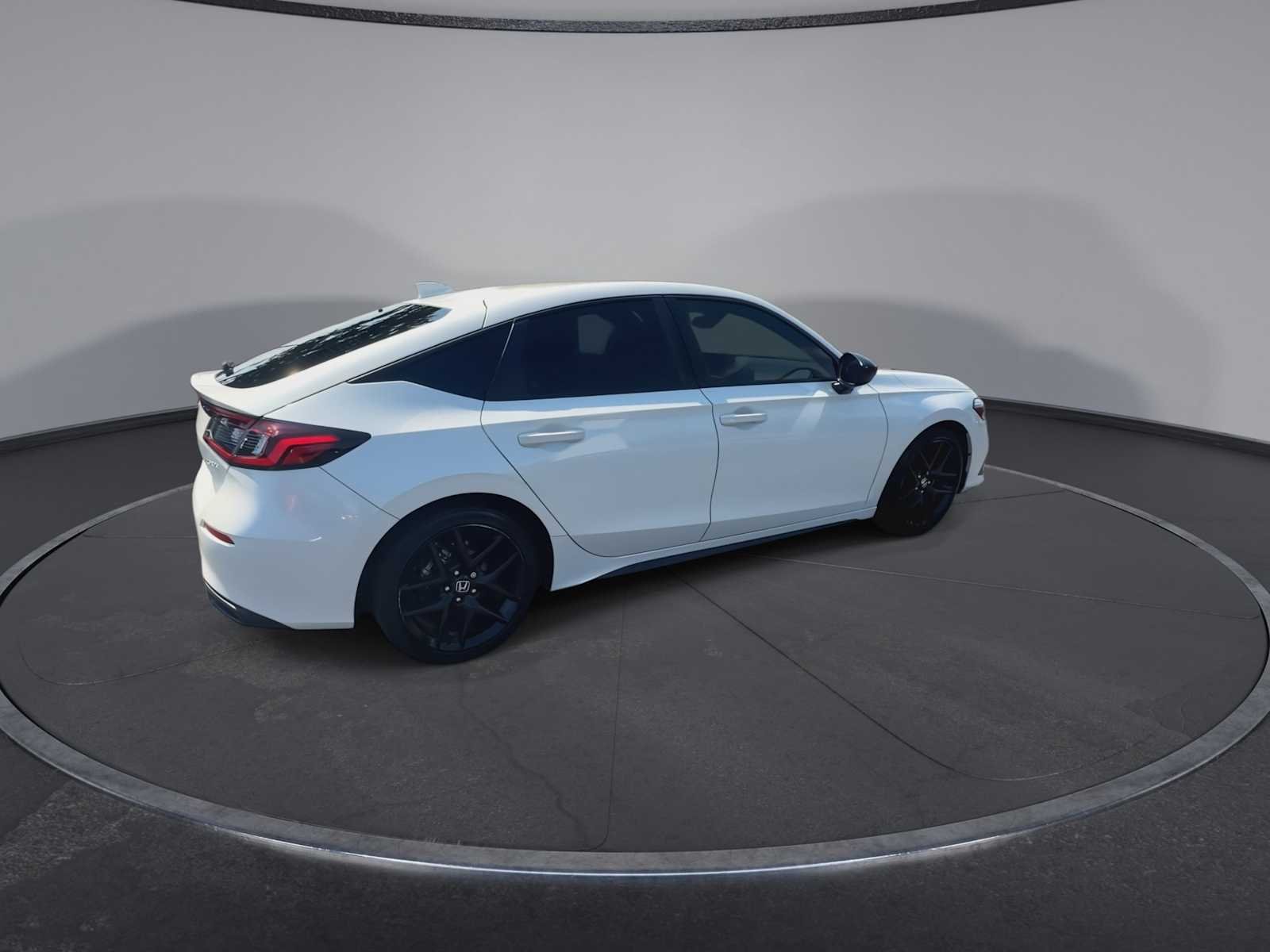 2024 Honda Civic Hatchback Sport - Photo 8