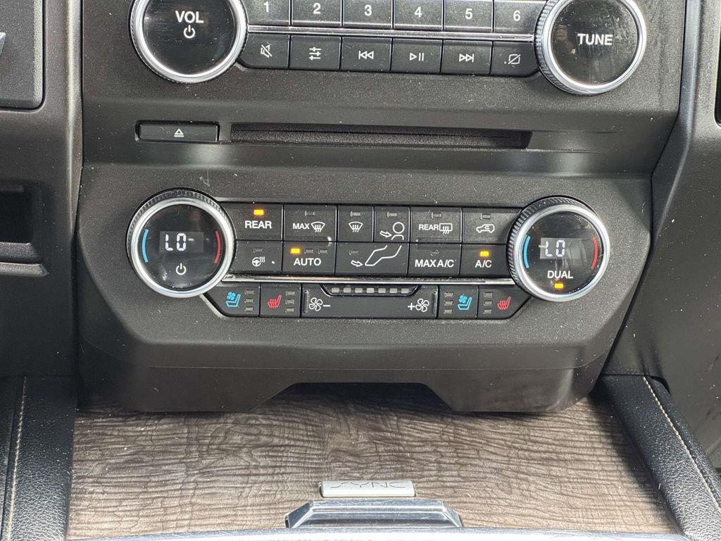 Used 2018 Gray Ford Limited image 5