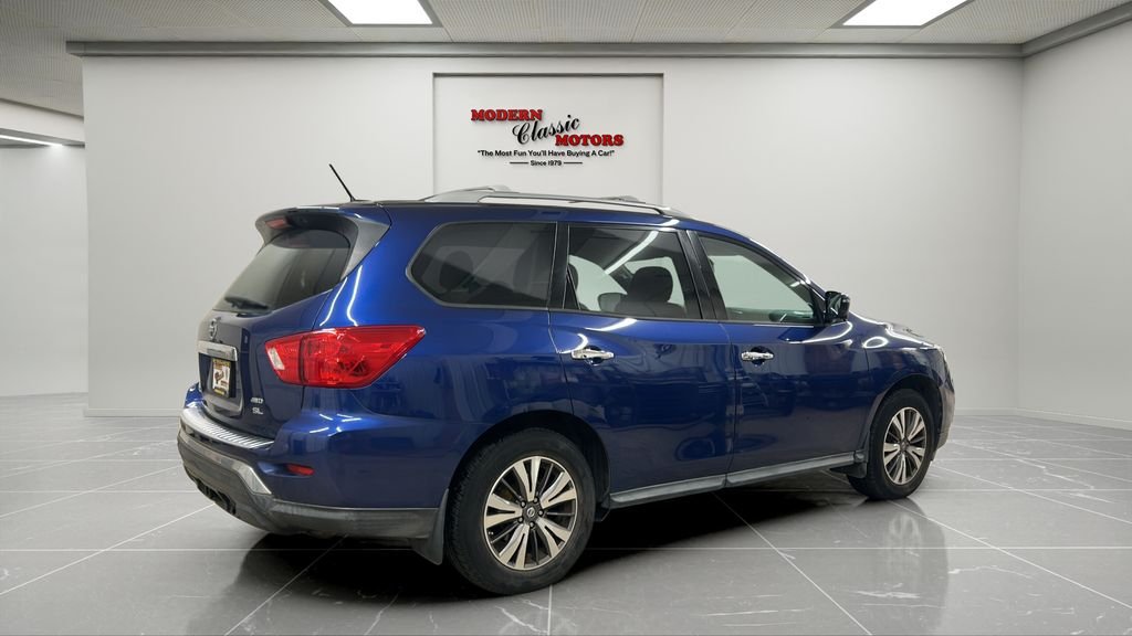 Used 2017 Blue Nissan SL image 5