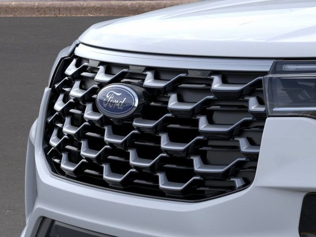 New 2026 White Metallic Ford Platinum image 17