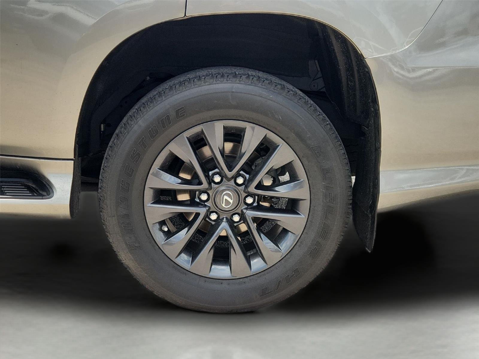Used 2021 Silver Lexus GX 460 Premium image 33