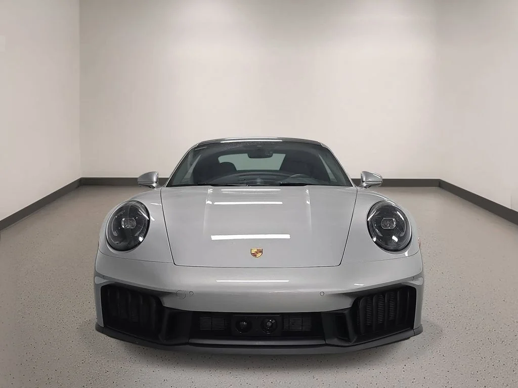 Certified Used 2025  Porsche Carrera 4 GTS image 9