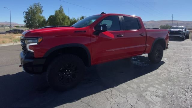 Used 2024 Red Hot Chevrolet ZR2 image 4