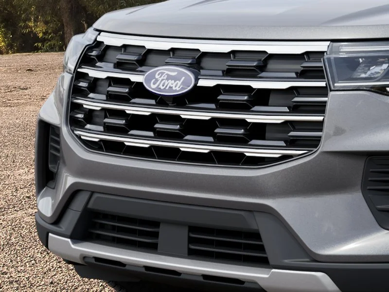 New 2027 Carbonized Gray Metallic Ford Active image 41
