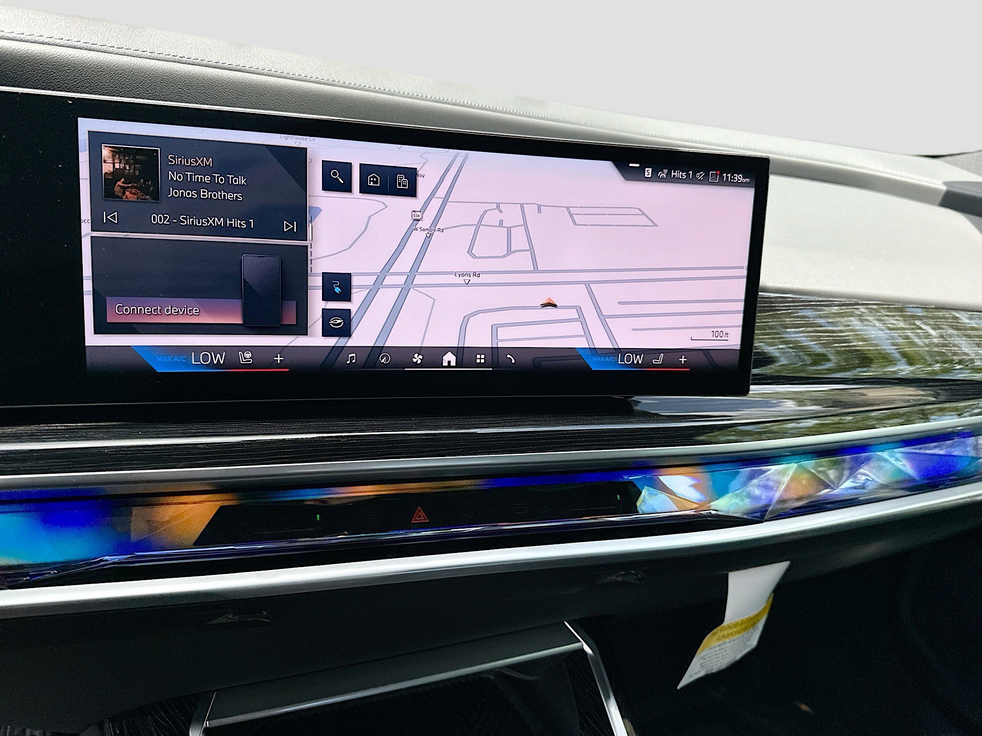 2025 BMW i7 60 - Photo 12