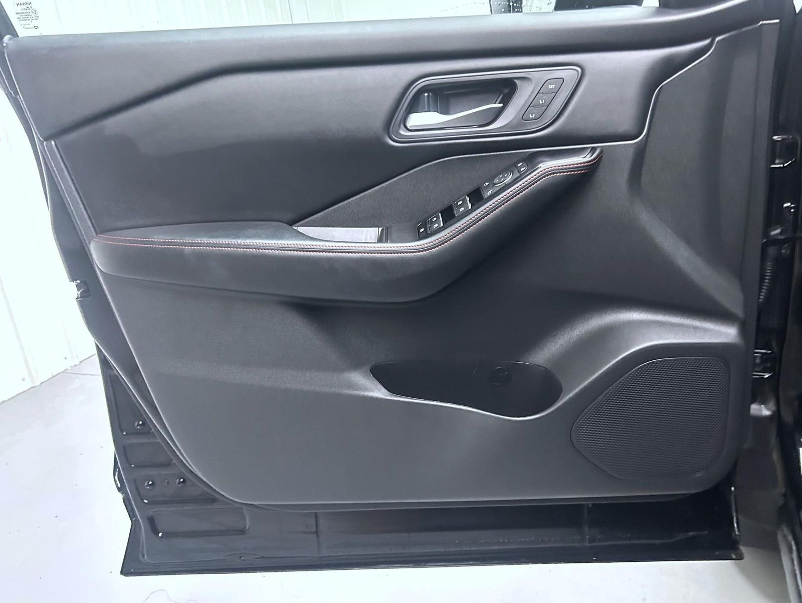 2025 Nissan Rogue Rock Creek - Photo 9