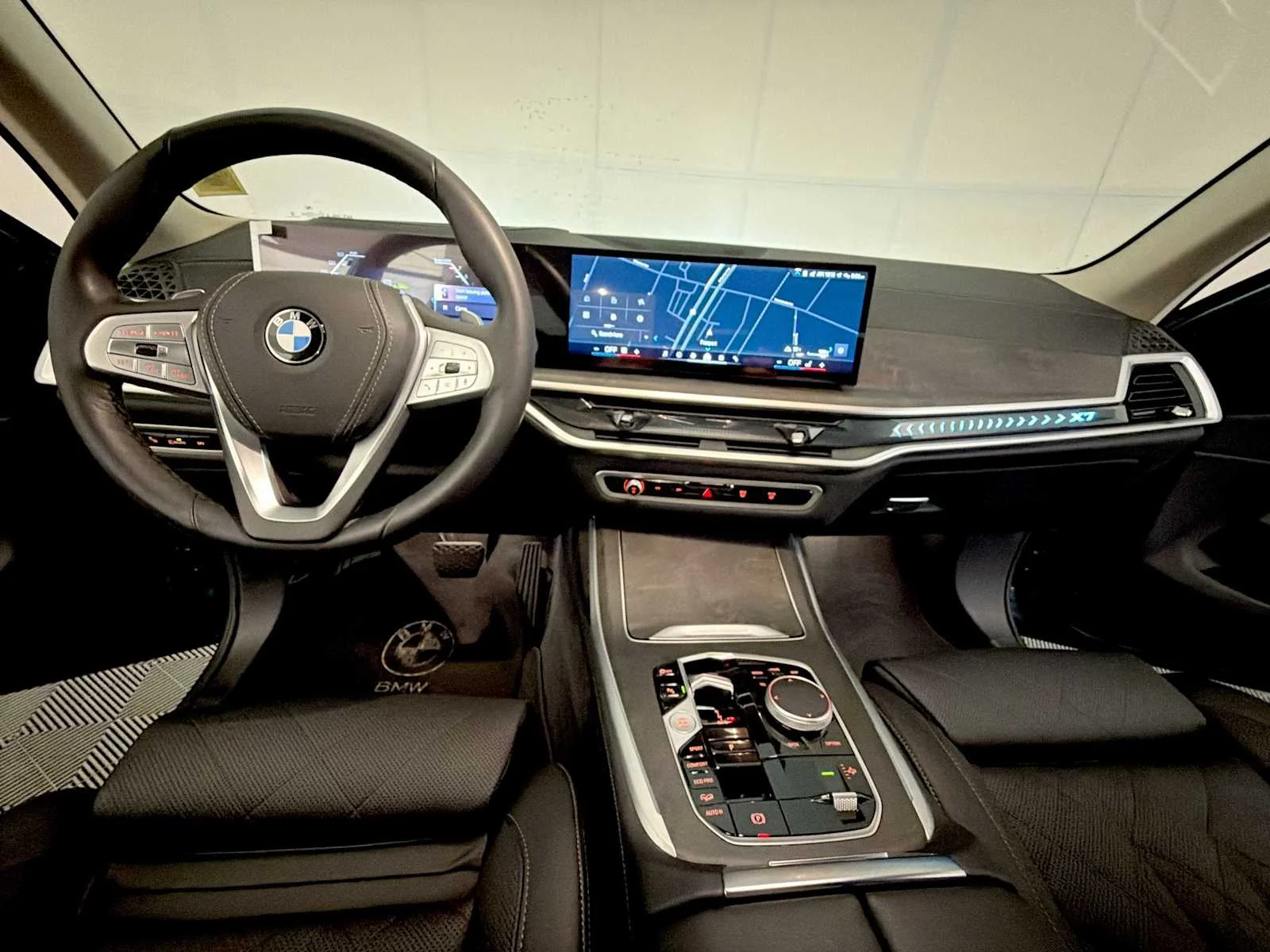 2026 BMW X7 40i - Photo 16