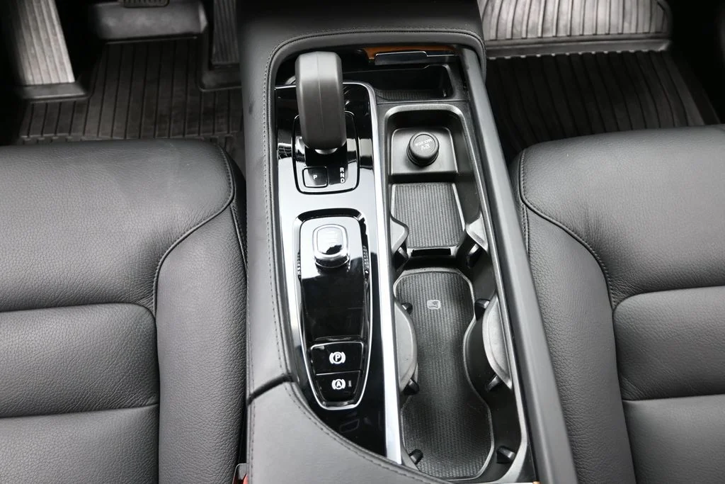 Certified Used 2023 Thunder Grey Volvo Plus image 18