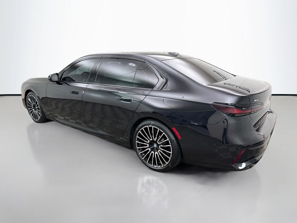 Used 2025 Black BMW 760i xDrive image 5