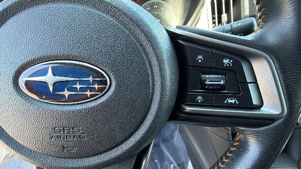 Used 2018 Quartz Blue Subaru 2.0i Limited image 20