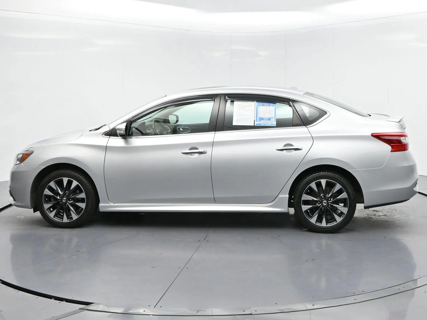 Used 2017 Brilliant Silver Nissan SR Turbo image 4