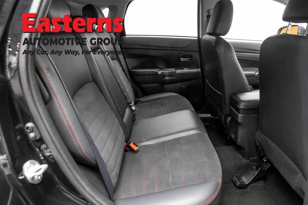 Used 2023 Black Mitsubishi 2.0 SE image 23