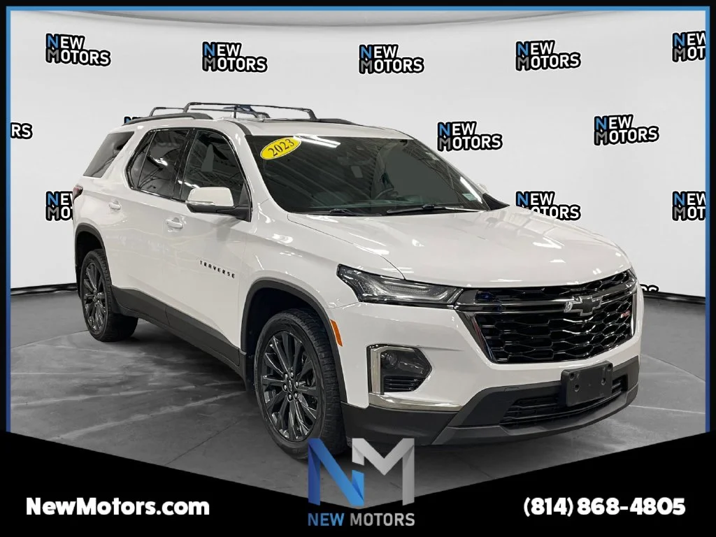 Used 2023 Summit White Chevrolet RS image 7