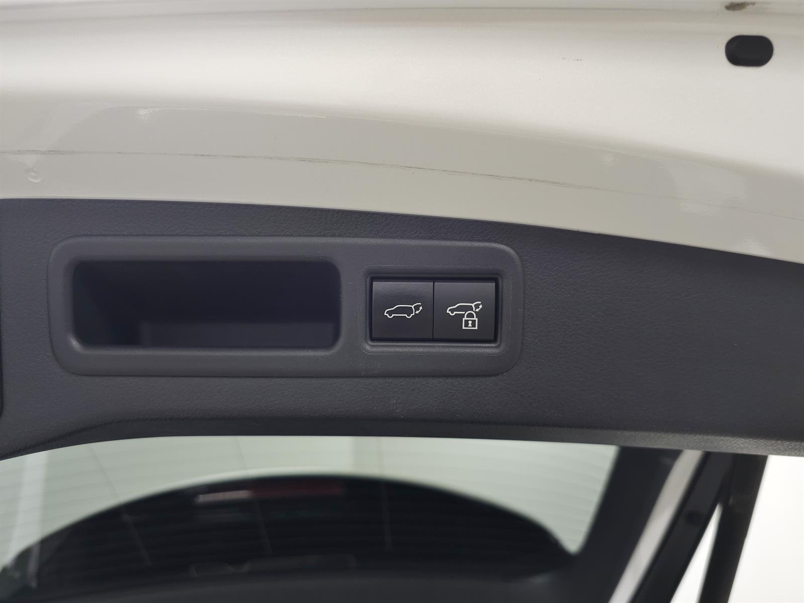 Used 2024 White Lexus PREMIUM image 8