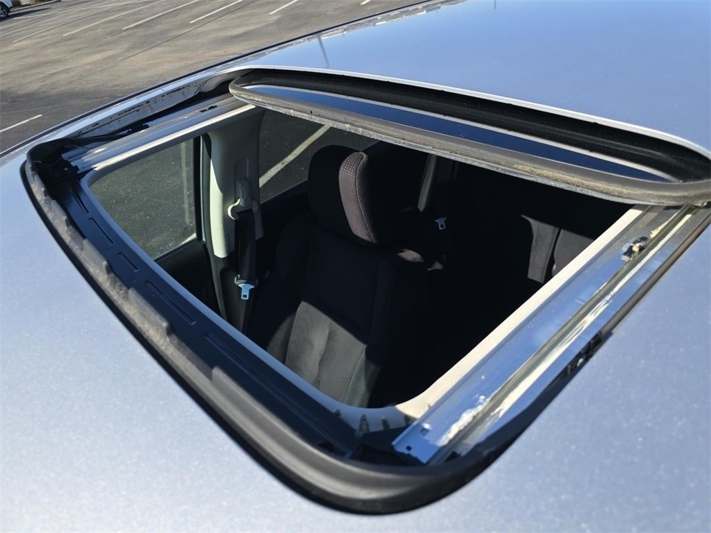 Used 2014  Honda EX image 3