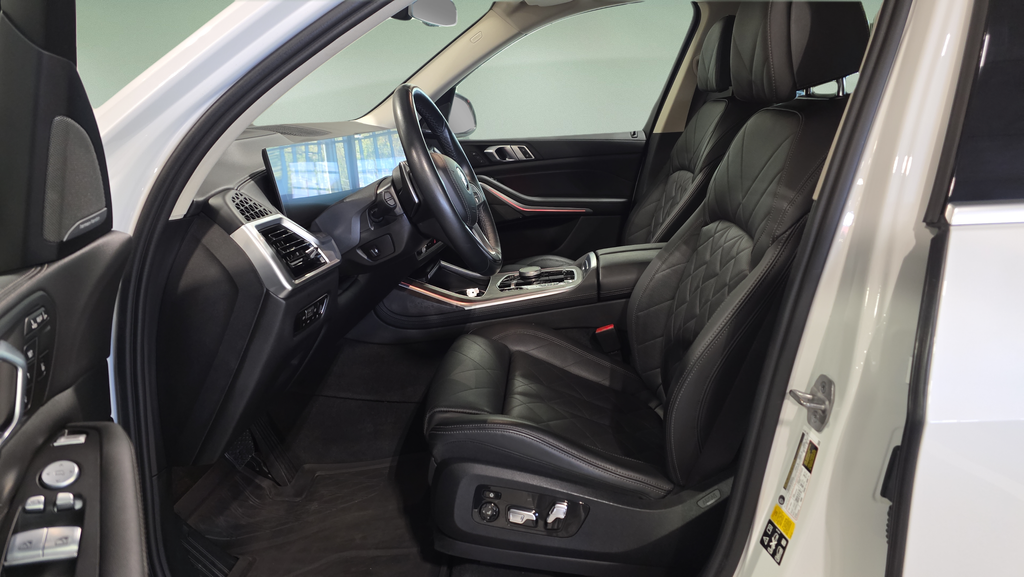2023 BMW X7 40i - Photo 11