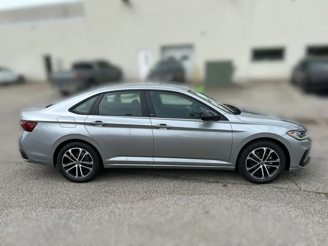 New 2026 Silver Volkswagen 1.5T Sport image 10