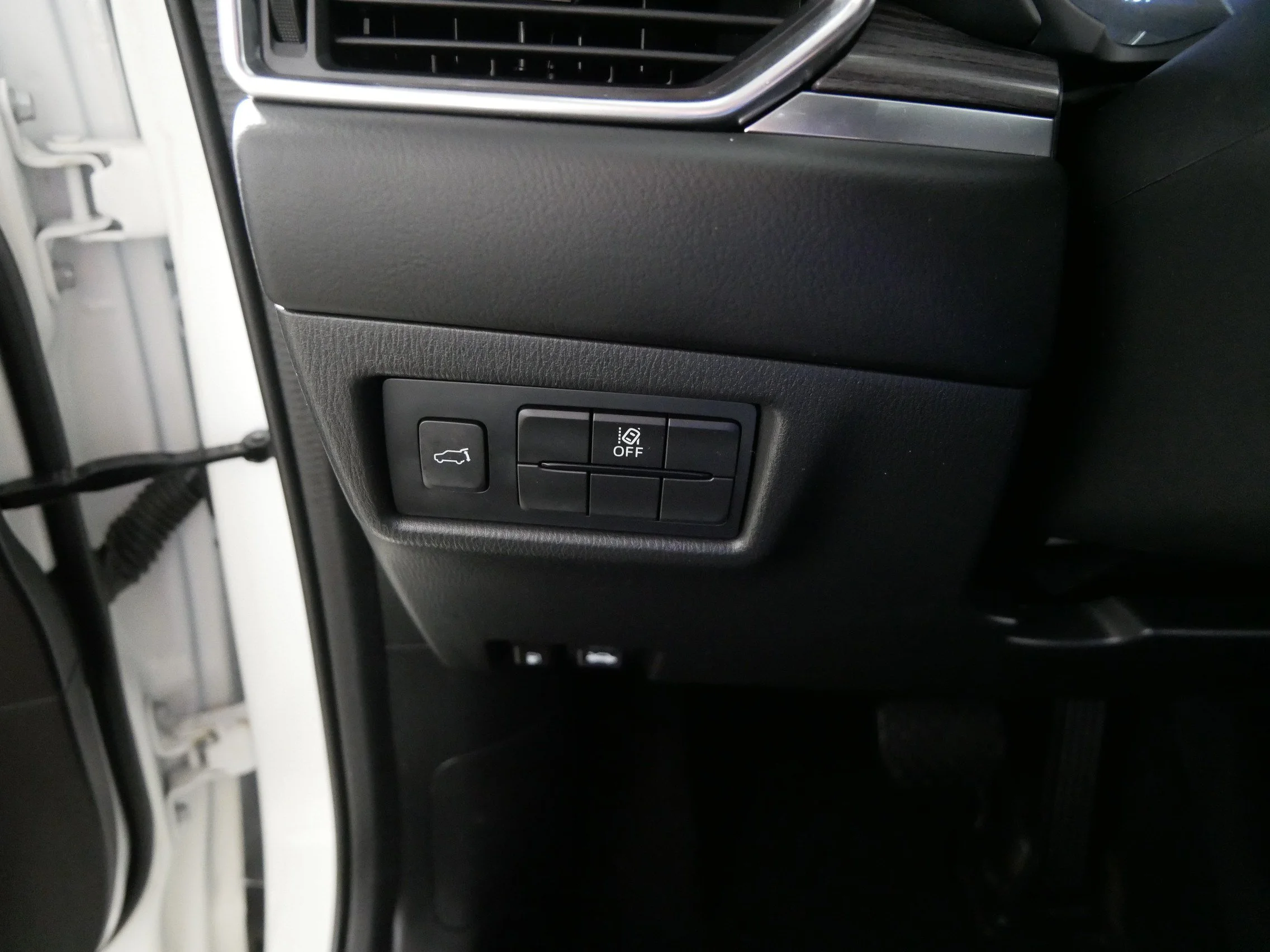 Used 2023 Rhodium White Metallic Mazda 2.5 S Premium Package image 26