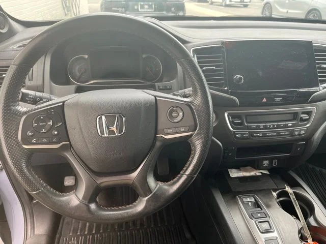 Used 2022 Sonic Gray Pearl Honda TrailSport image 4