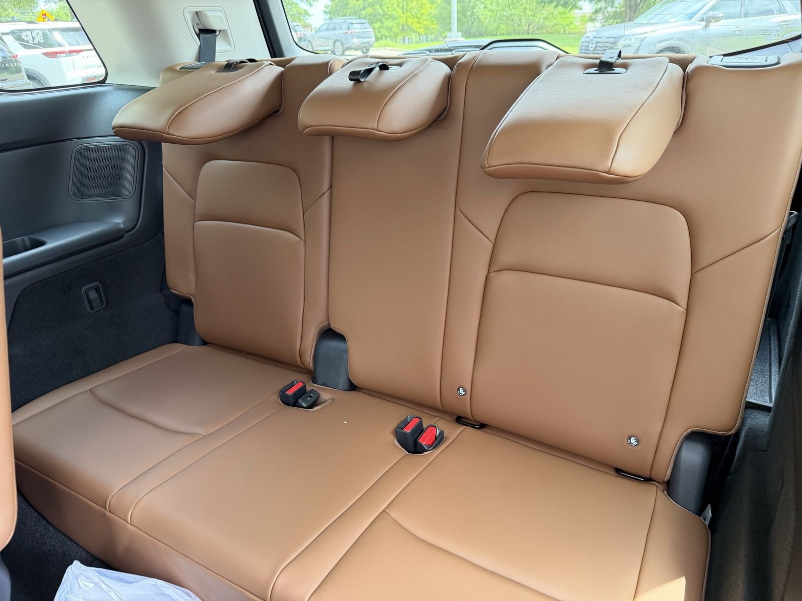 New 2026 Gray Nissan Platinum image 27