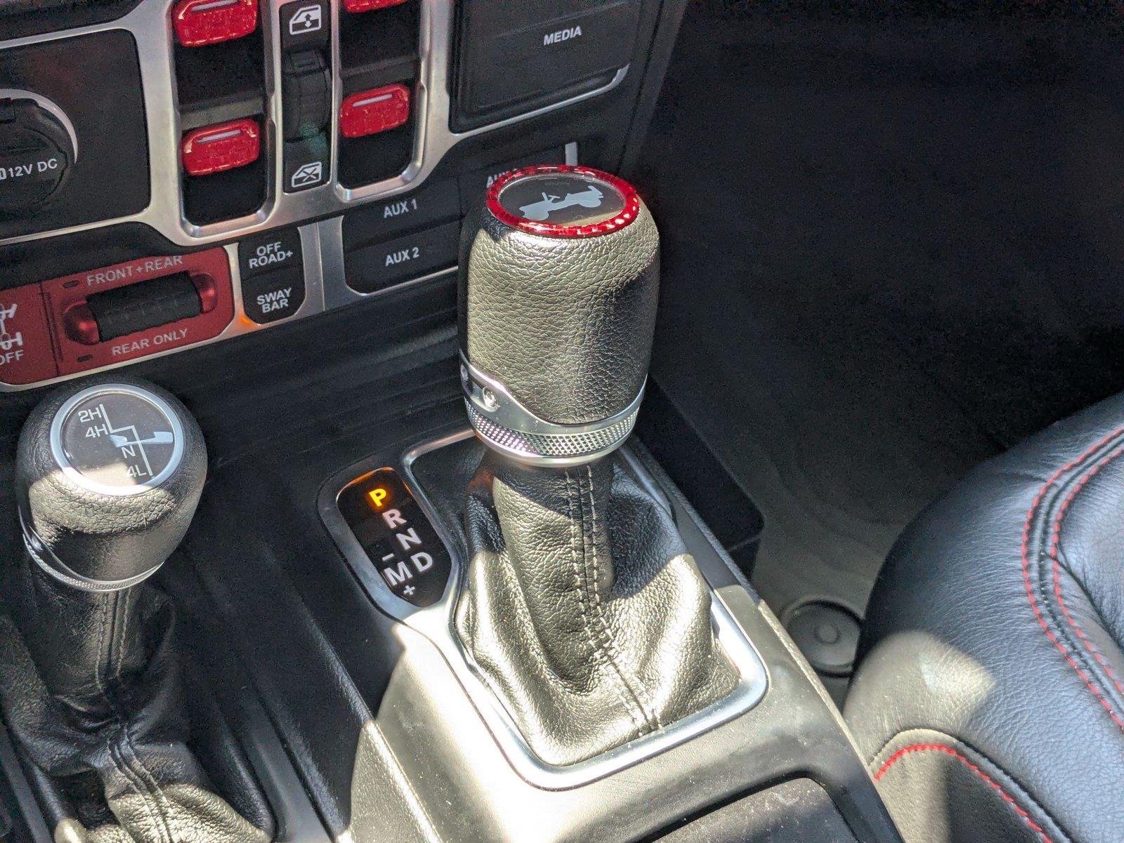 Used 2024 Firecracker Red Clearcoat Jeep Rubicon image 22