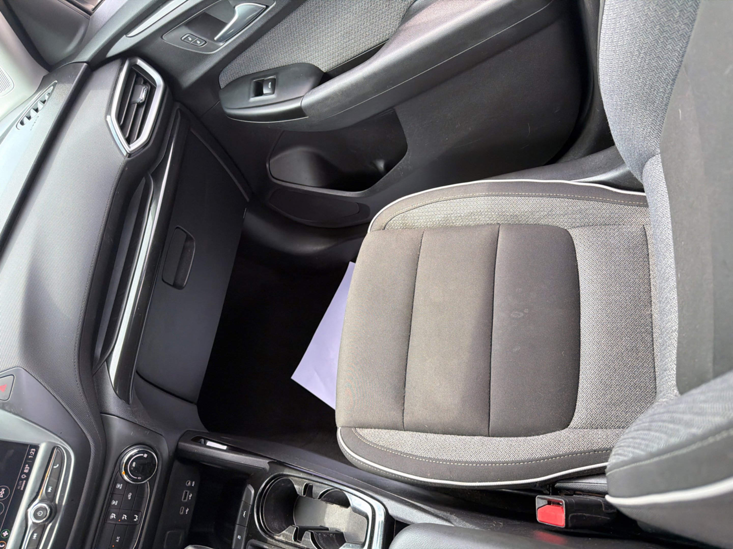 Used 2022 Summit White Chevrolet LS image 16