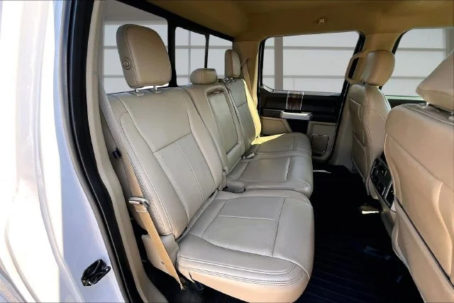 Used 2019 White Ford Lariat image 24