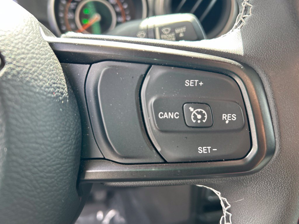 Used 2023 Gray Jeep Sport image 18