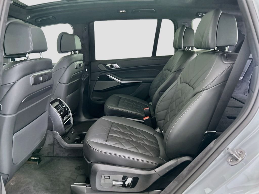 New 2027 Gray Metallic BMW xDrive40i image 20