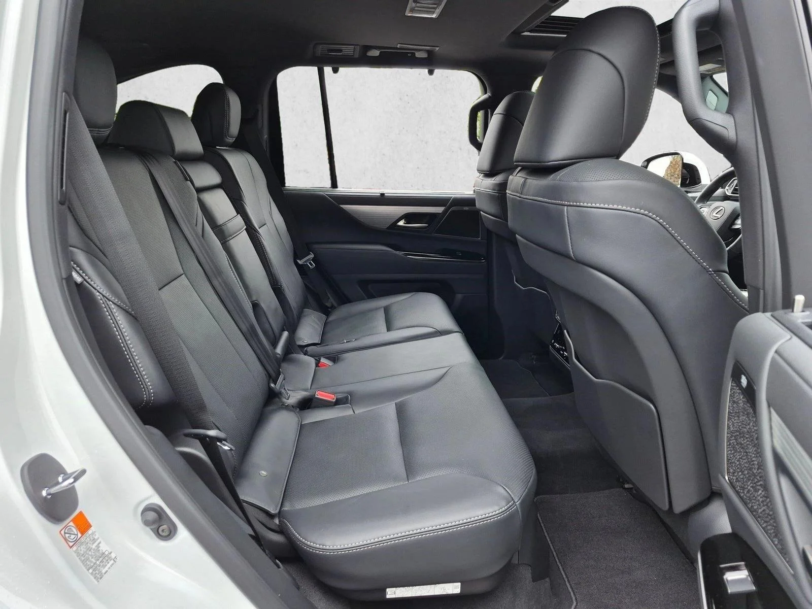 Used 2026 Ultra White Lexus LX 600 F SPORT Handling image 21