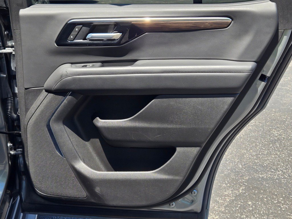 2025 Chevrolet Tahoe LT - Photo 10