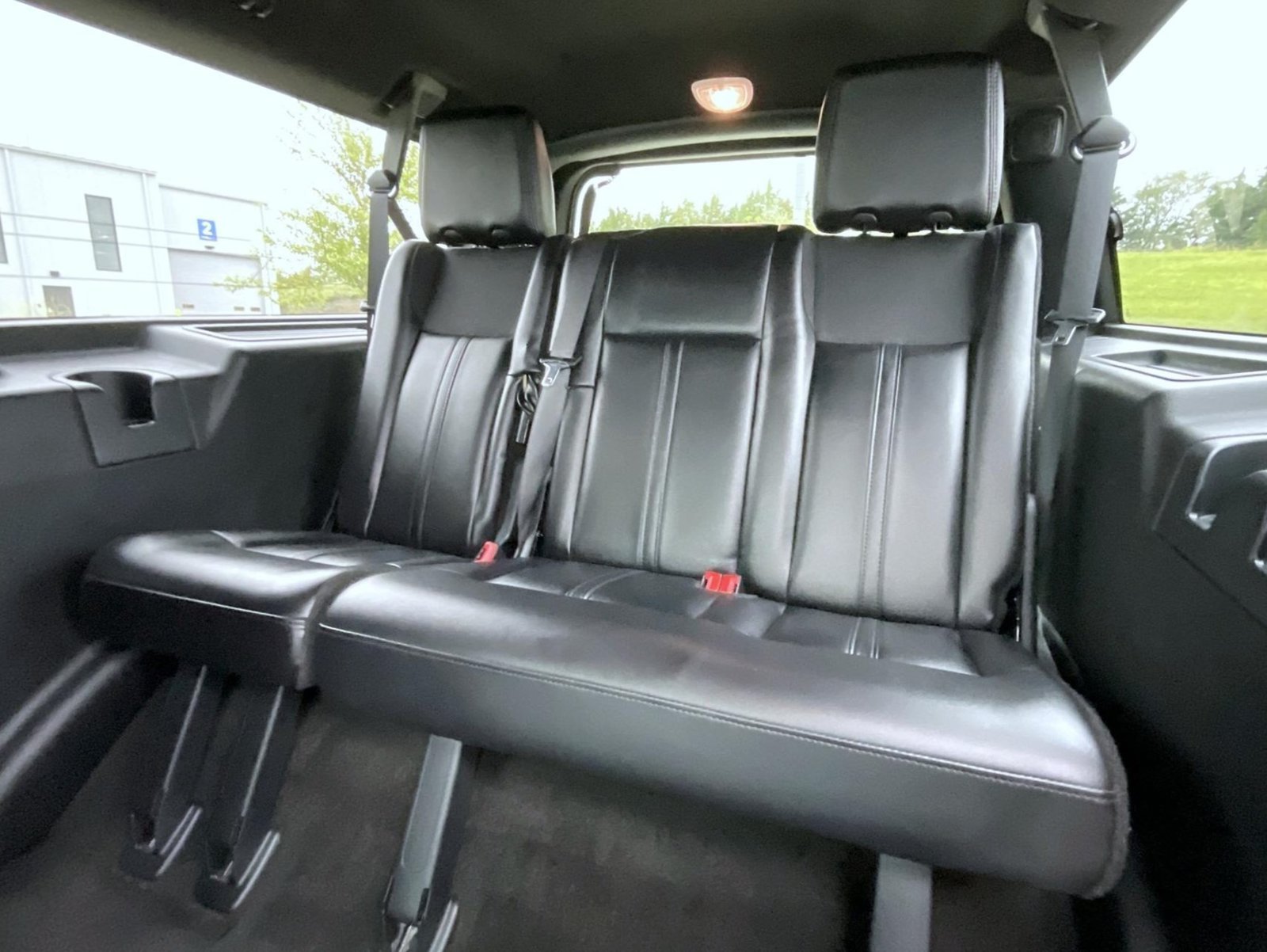 Used 2015 Black Lincoln Base image 21