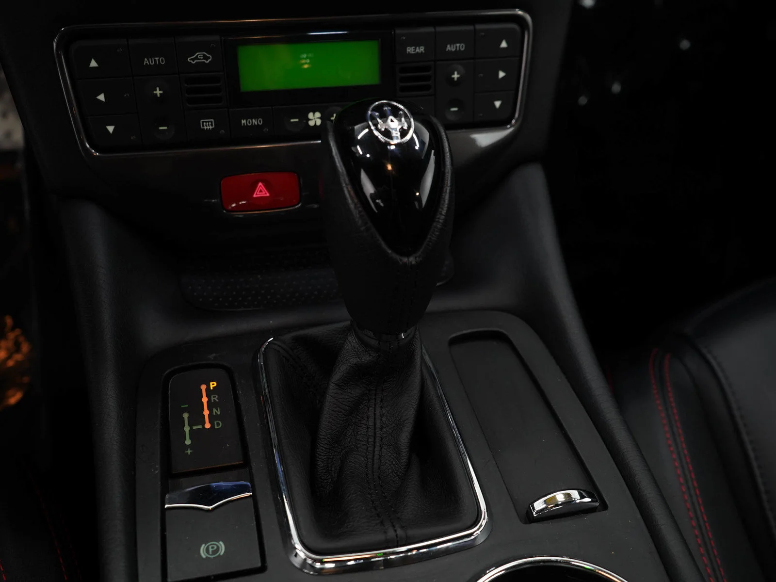 Used 2015 Black Maserati 2dr Cpe GranTurismo Sport image 20