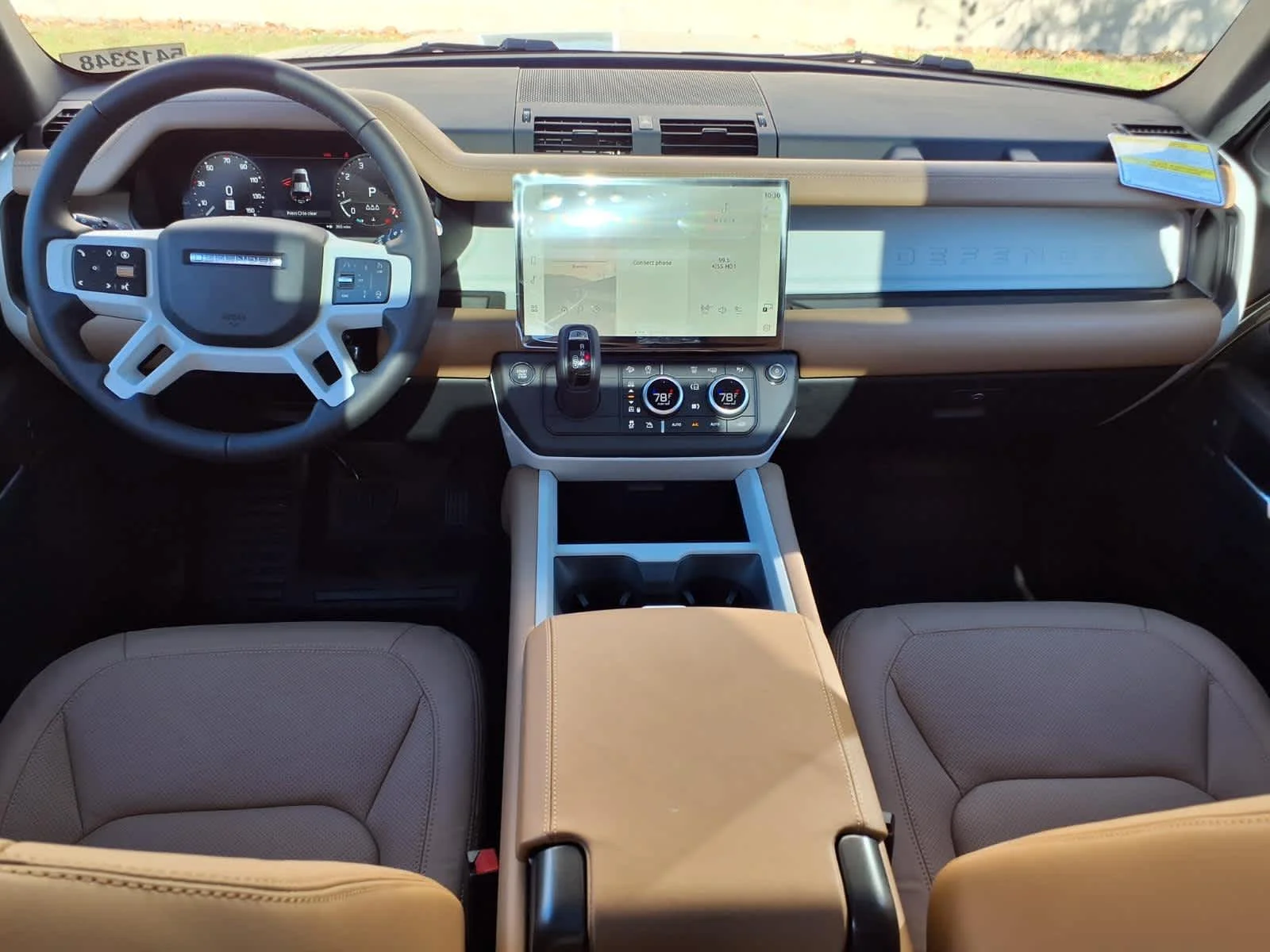 2026 Land Rover Defender X-Dynamic SE - Photo 18