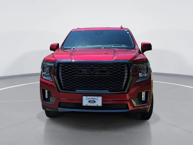 Used 2023 Red GMC Denali Ultimate image 8