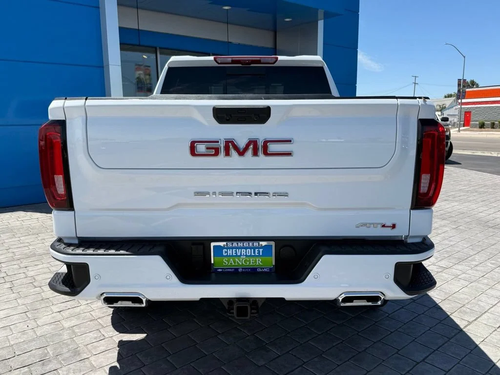 New 2026 Summit White GMC AT4 image 9