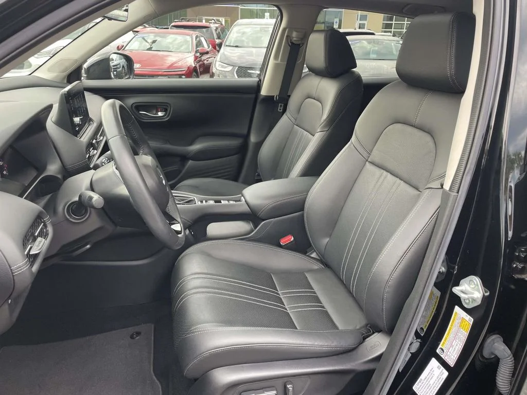 Used 2024  Honda EX-L image 8