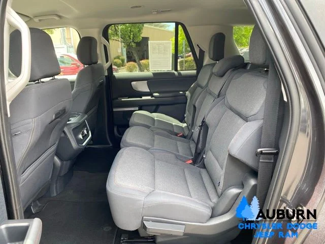 Used 2025 Gray Ford Active image 30