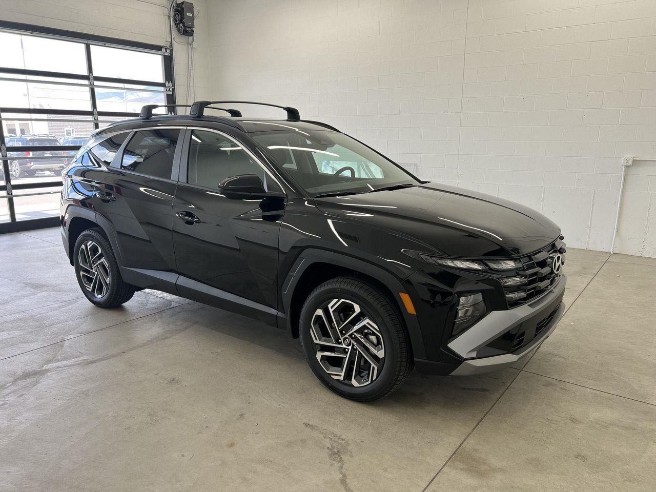 New 2026 Phantom Black Hyundai SEL Plus AWD image 5