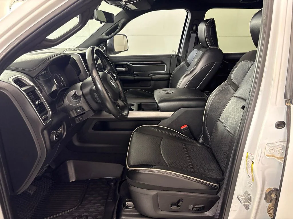 Used 2021 Bright White Clearcoat Ram Laramie image 33
